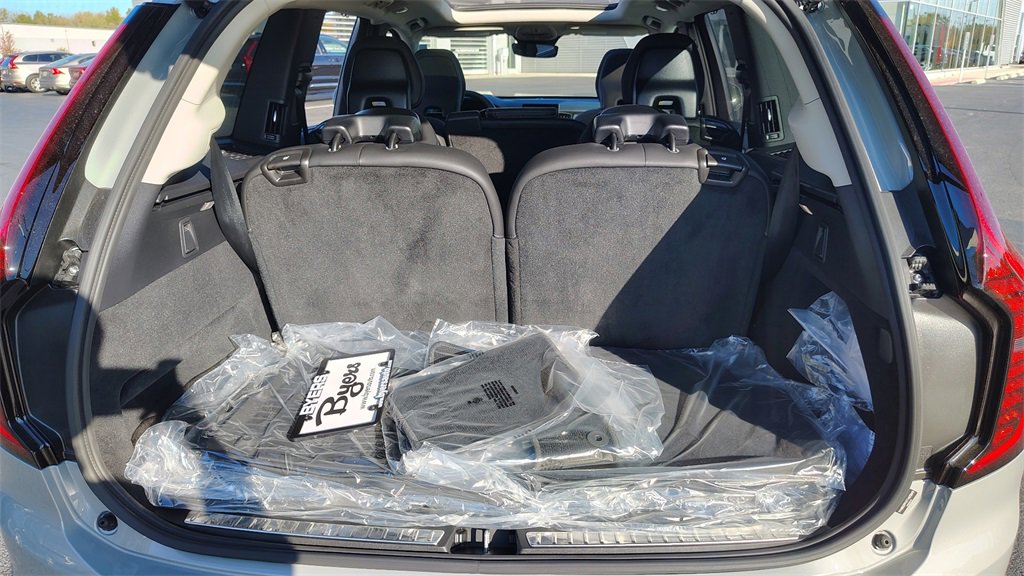 New 2026 Volvo XC90 B6 Ultra image 35