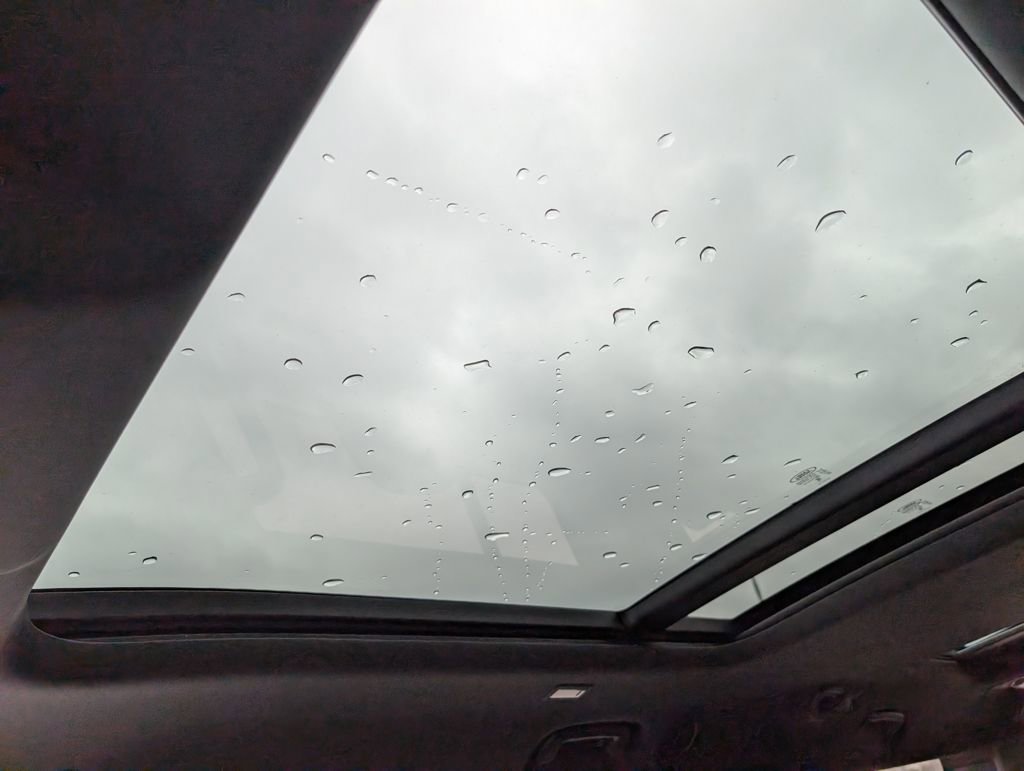 Used 2024 Land Rover Defender 130 S image 22