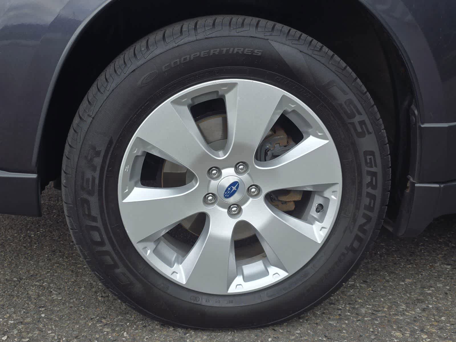 Used 2012 Subaru Outback 2.5i Limited AWD/4WD image 7