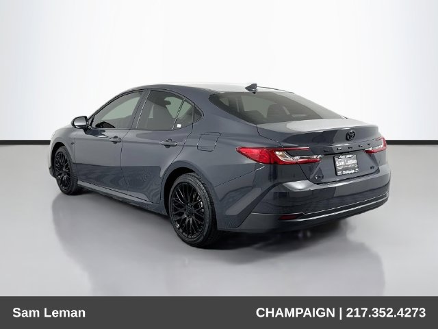 Used 2026 Toyota Camry LE FWD image 5