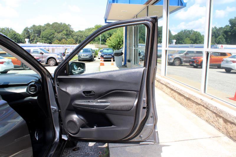 Used 2023 Nissan Kicks S FWD image 22