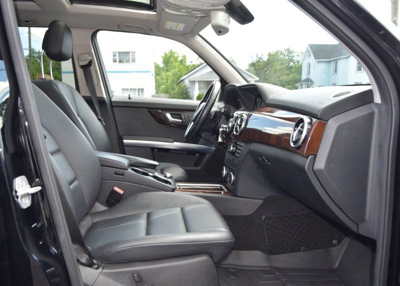 Used 2013 Mercedes-Benz GLK 350 4MATIC image 18