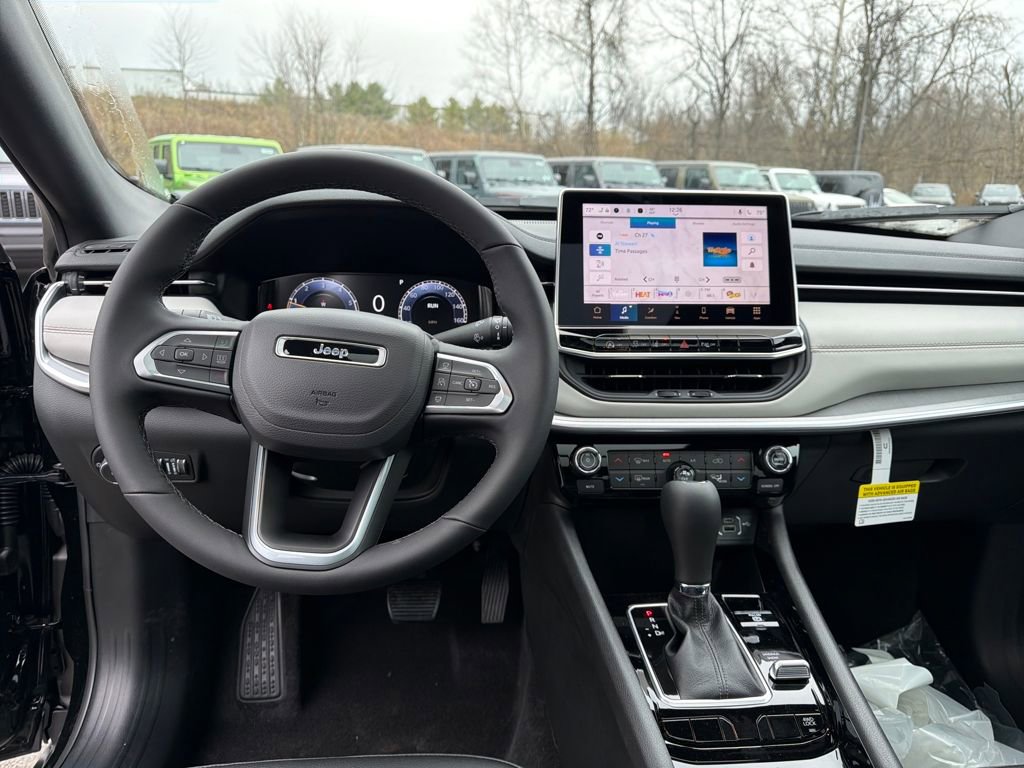 New 2026 Jeep Compass Limited image 12