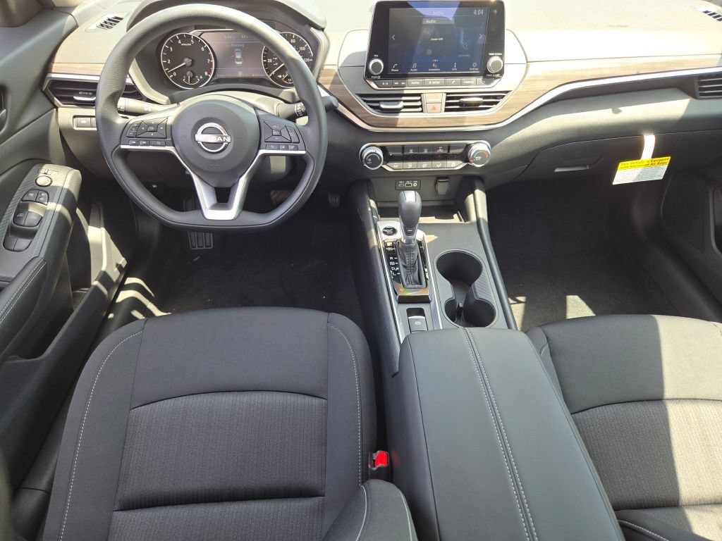 New 2026 Nissan Altima 2.5 SV AWD/4WD image 17