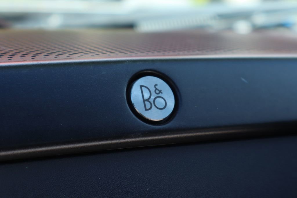 Used 2018 Ford F150 Raptor w/ Equipment Group 802A Luxury image 31