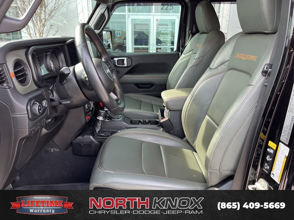 Used 2024 Jeep Gladiator Mojave w/ Convenience Group image 3