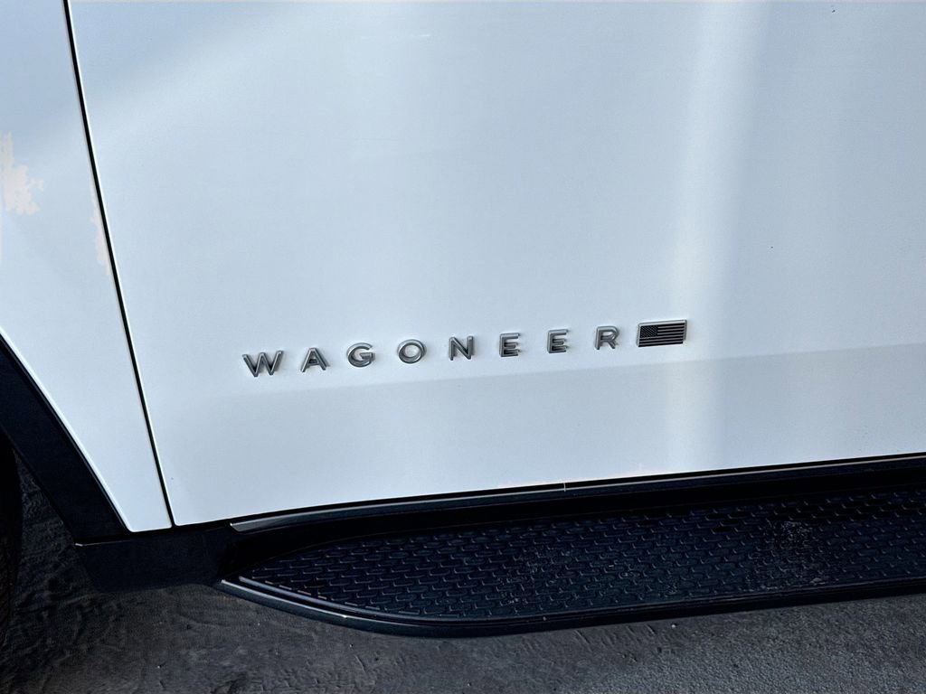 Used 2024 Jeep Wagoneer Series II AWD/4WD image 36