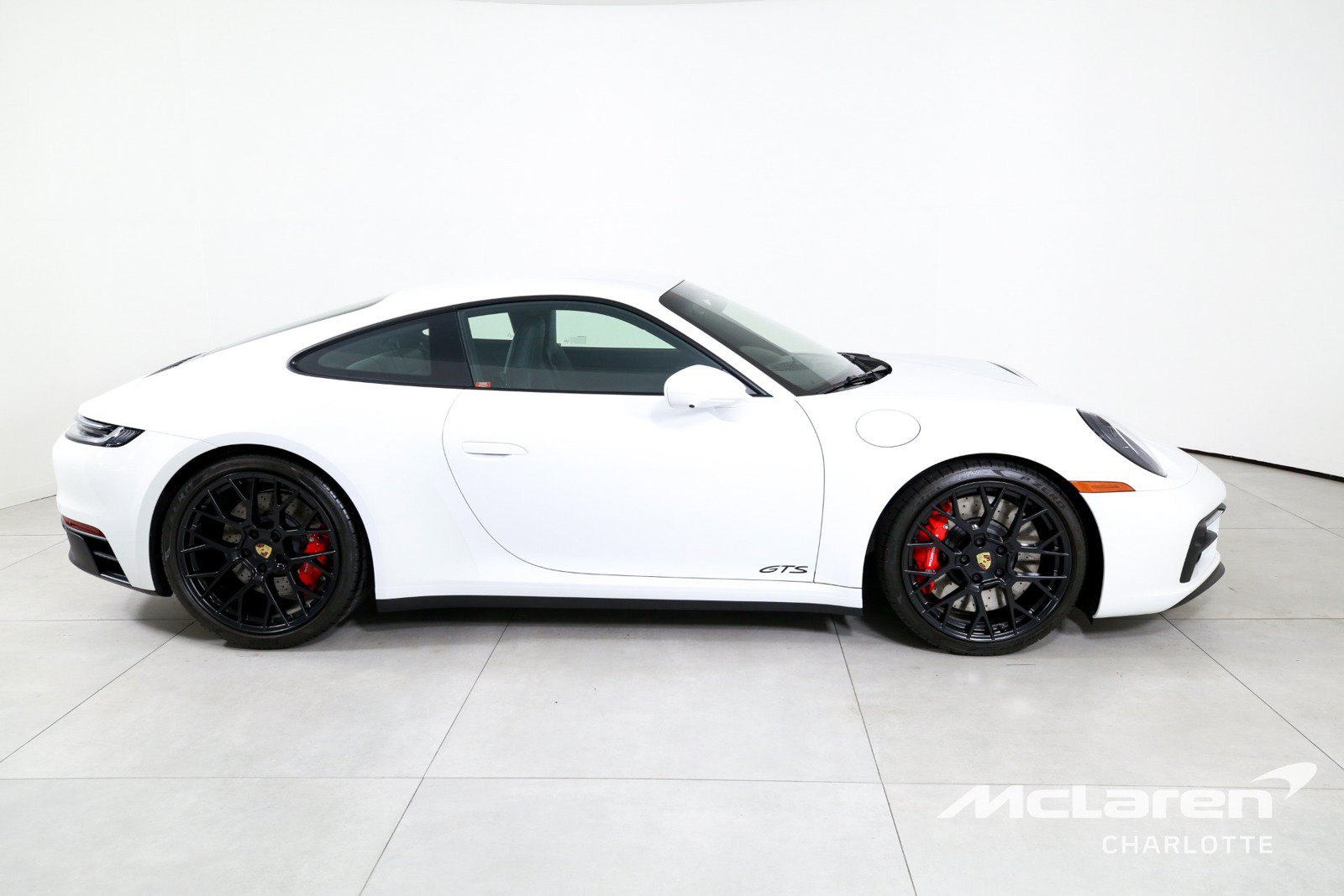 Used 2024 Porsche 911 Carrera GTS RWD image 9