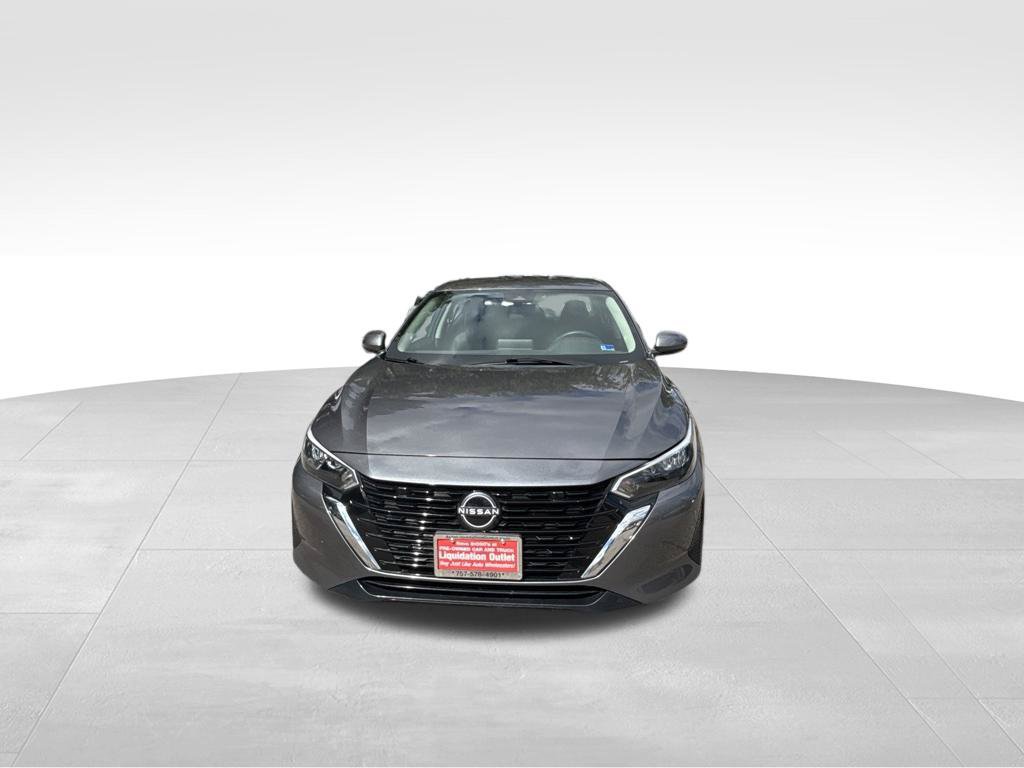Used 2024 Nissan Sentra SV FWD image 9
