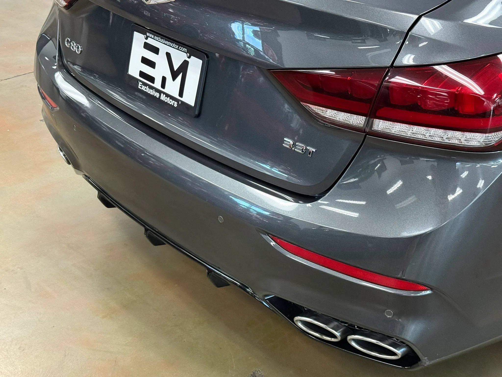 Used 2018 Genesis G80 3.3T Sport RWD image 8