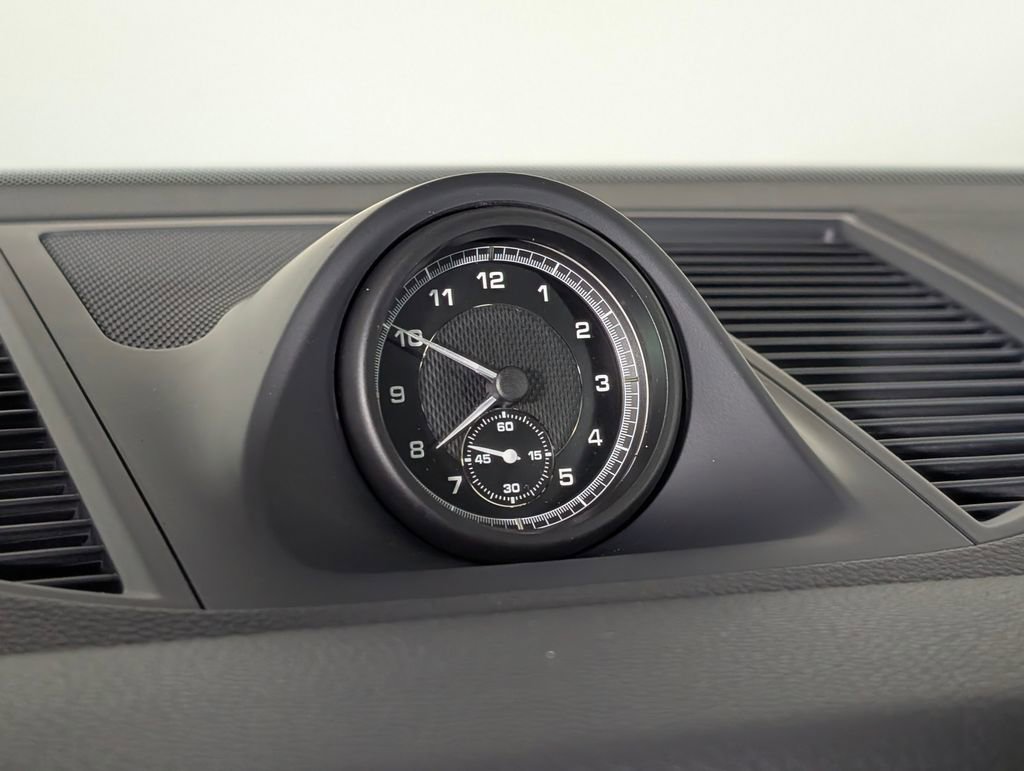 New 2026 Porsche Macan image 31