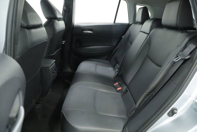 Used 2022 Toyota Corolla Cross XLE image 31