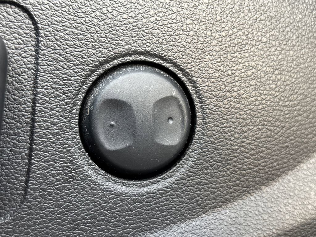 Used 2022 Kia Telluride SX w/ SX Prestige Package image 25