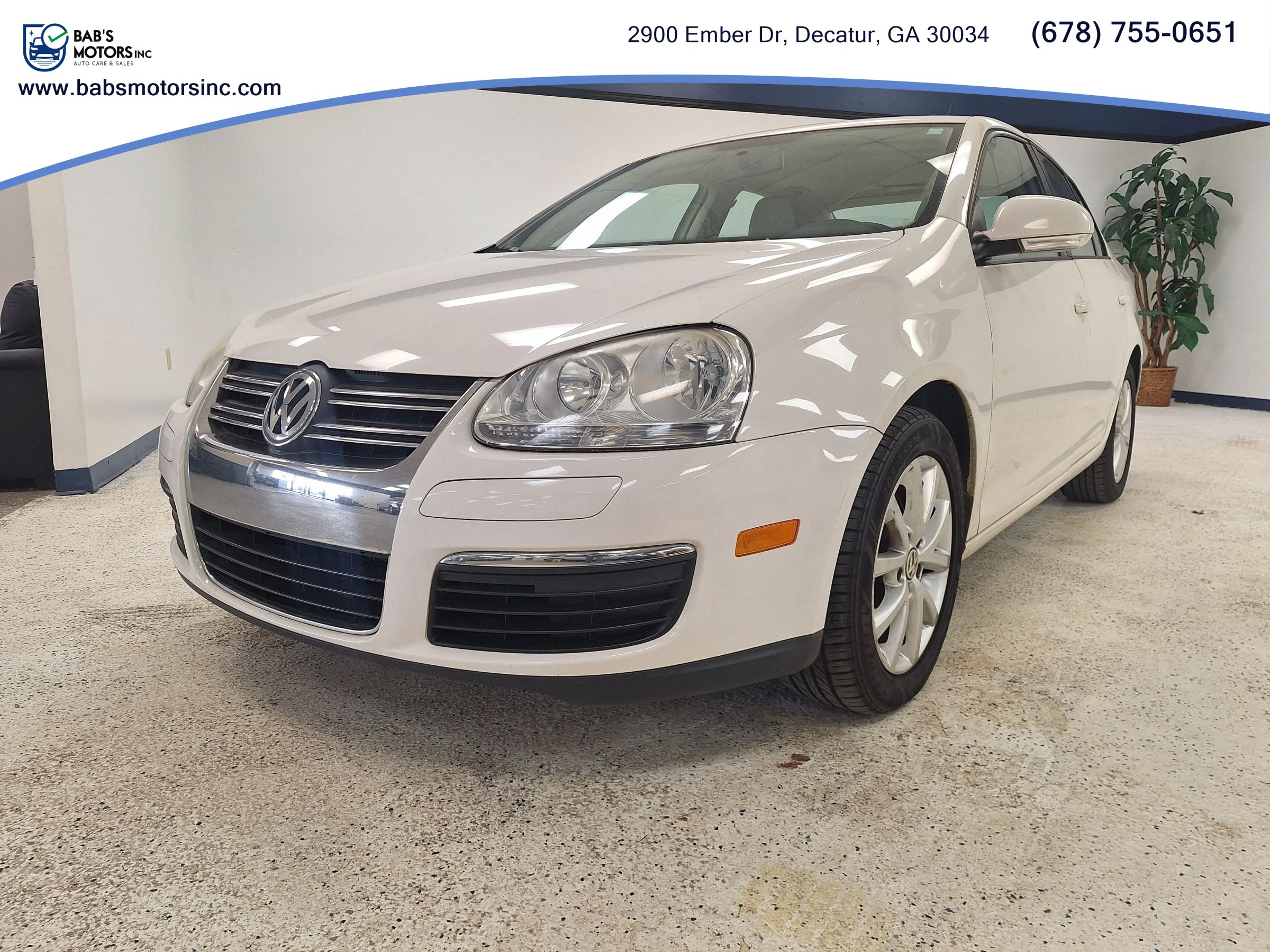 Used 2010 Volkswagen Jetta SE FWD image 5