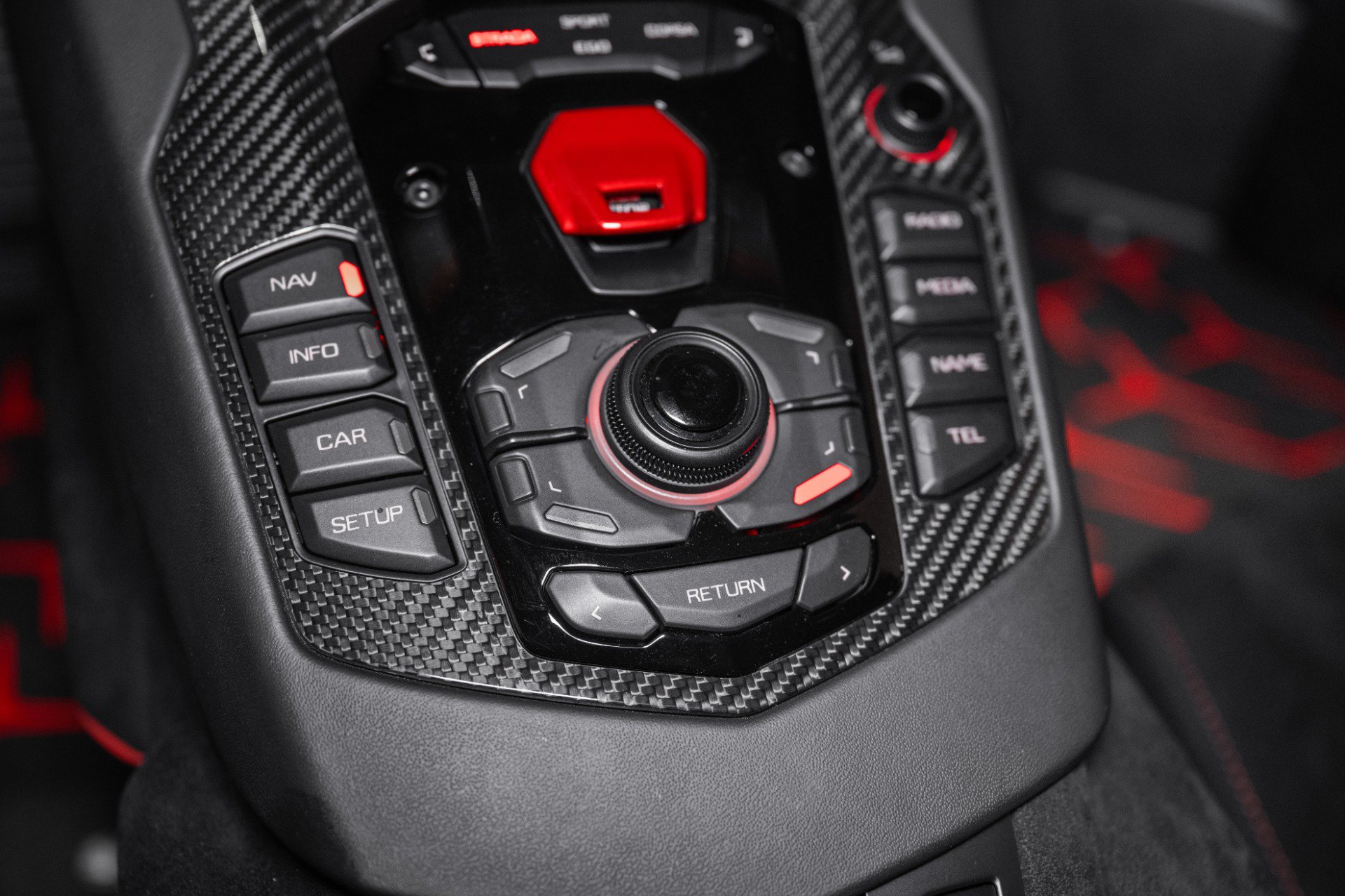 Used 2021 Lamborghini Aventador SVJ AWD/4WD image 43