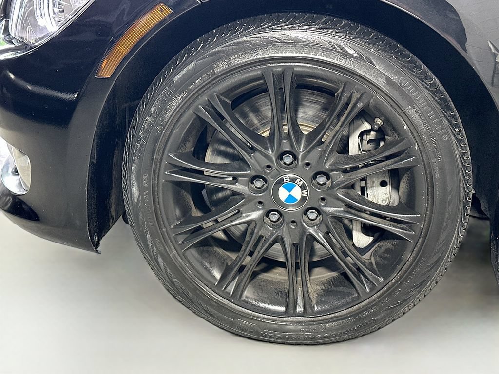 Used 2013 BMW 335i Convertible RWD image 34
