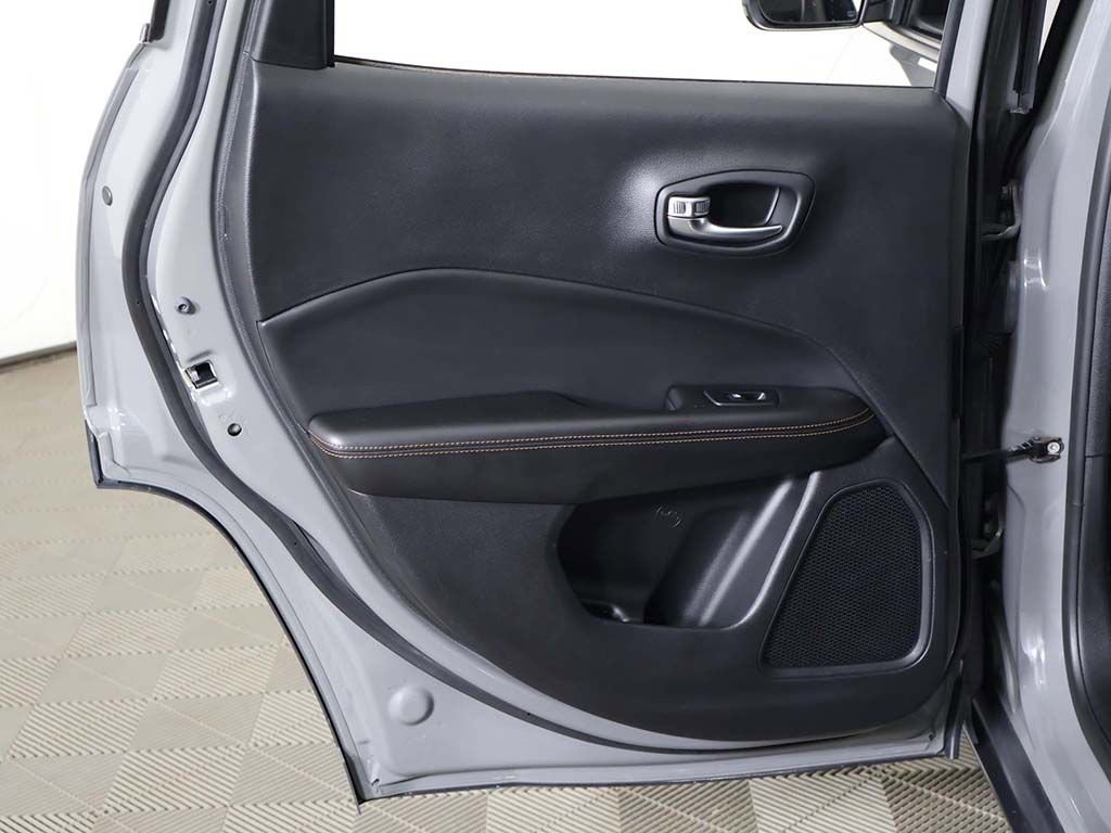 Used 2020 Jeep Compass Limited image 21