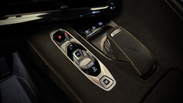 Used 2024 Chevrolet Corvette Stingray Premium Cpe w/ Z51 Performance Package RWD image 8