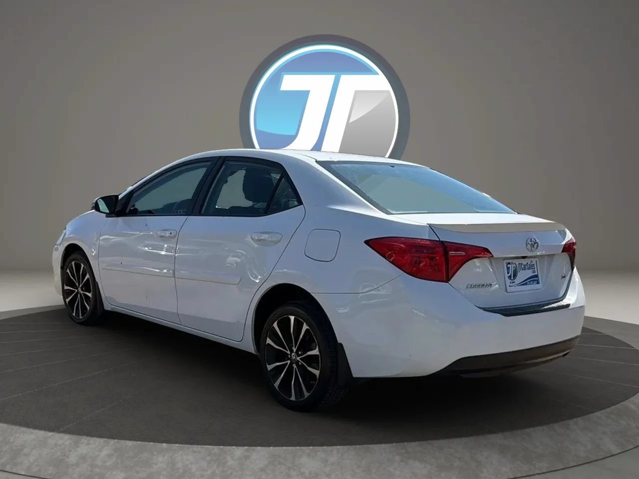 Used 2017 Toyota Corolla SE FWD image 16