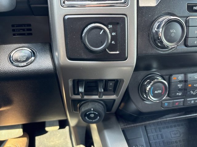 Used 2021 Ford F350 Lariat w/ Lariat Ultimate Package image 31
