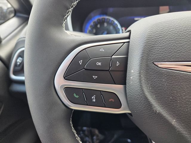 New 2026 Chrysler Pacifica Select FWD image 29