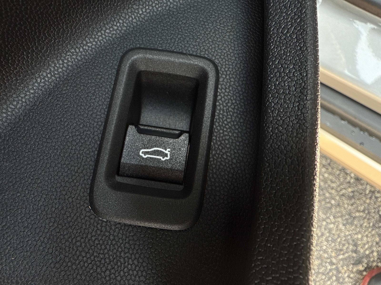 Certified 2025 MINI Cooper Countryman S AWD/4WD image 23