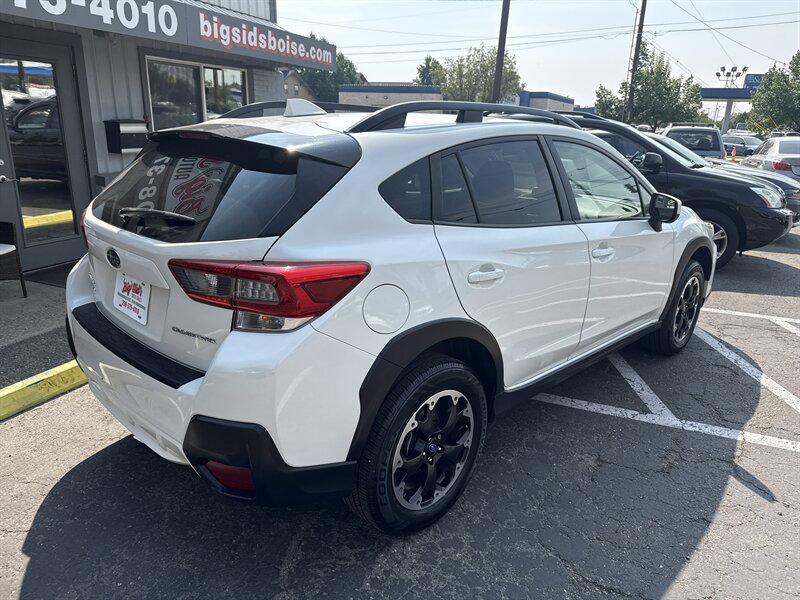 Used 2021 Subaru Crosstrek 2.0i Premium w/ Popular Package #3 AWD/4WD image 4