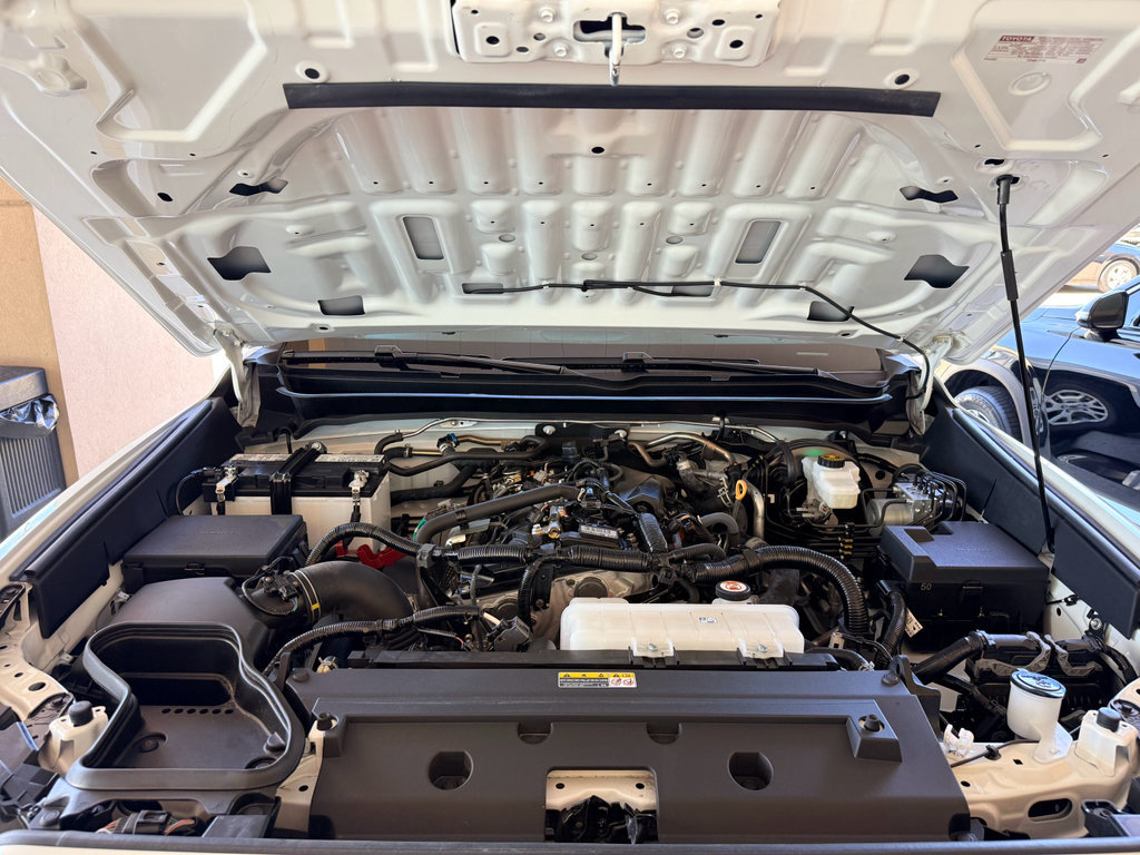 Used 2025 Toyota Tacoma SR5 RWD image 31