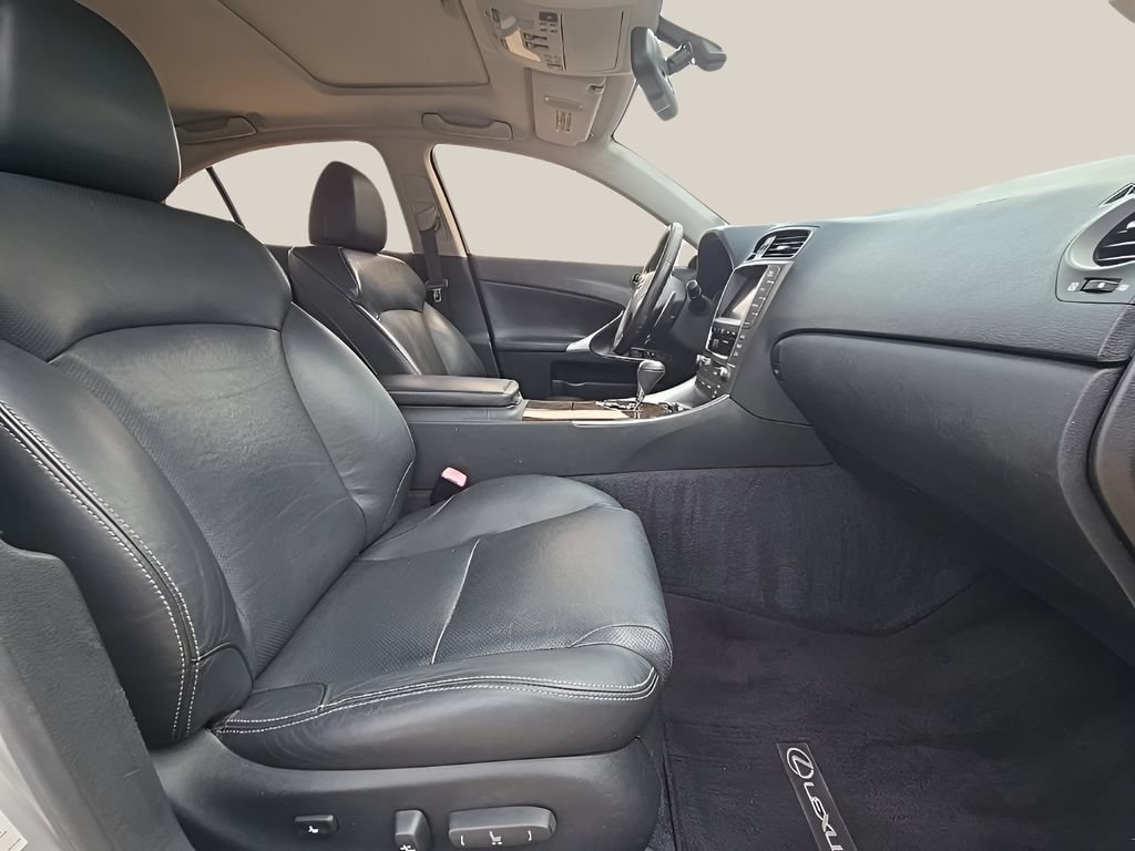 Used 2009 Lexus IS 250 RWD image 26