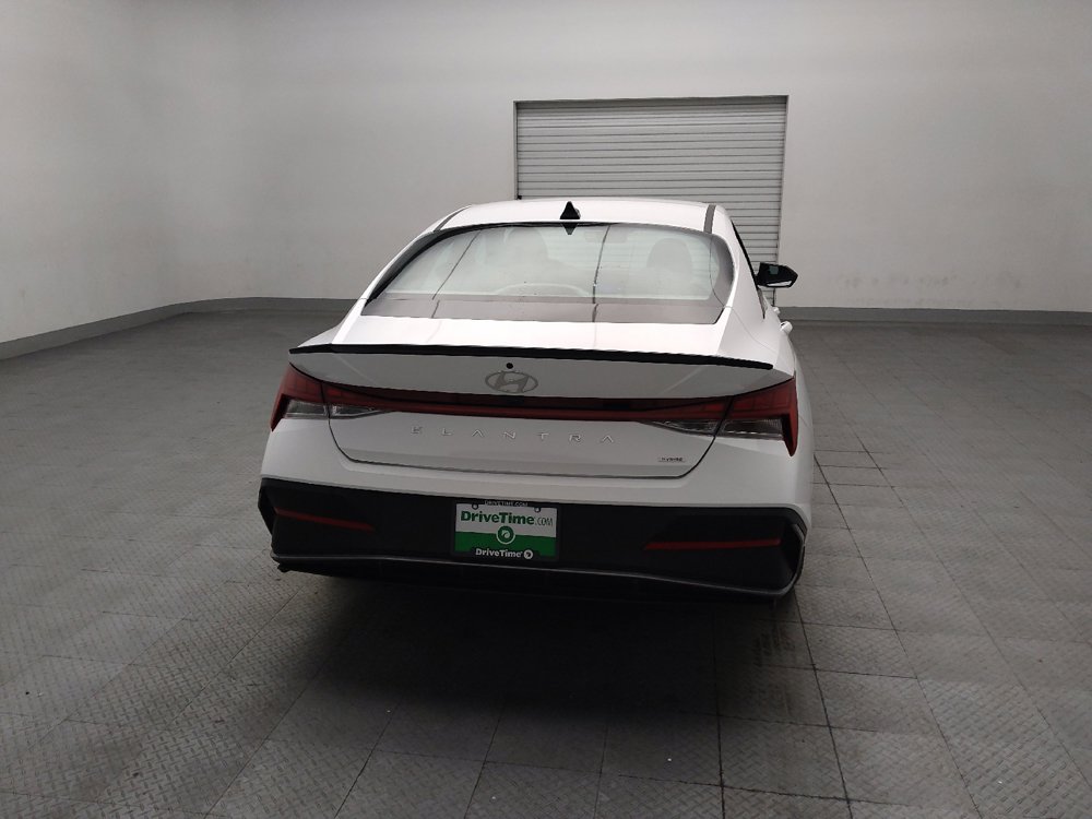 Used 2025 Hyundai Elantra SEL FWD image 7