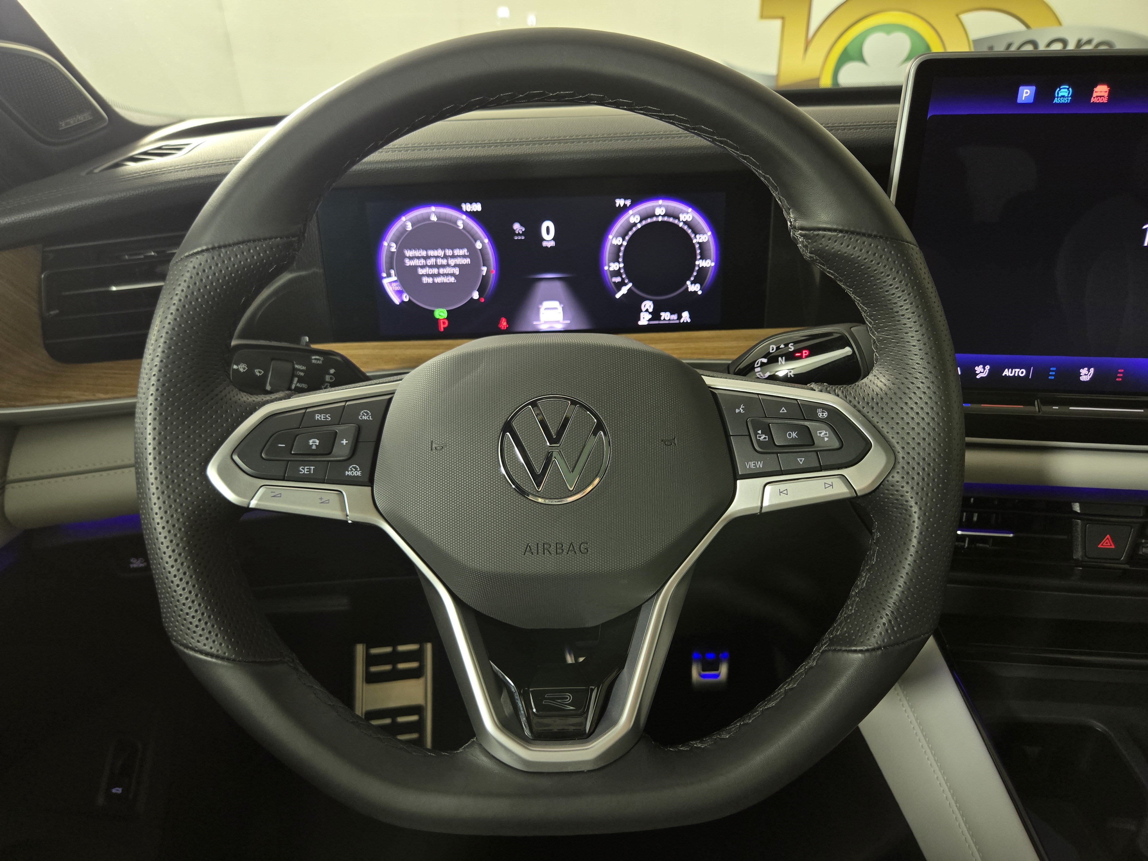 Used 2025 Volkswagen Tiguan SEL R-Line AWD/4WD image 14