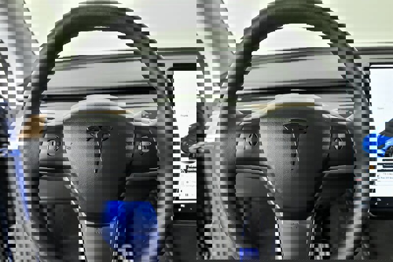 Used 2022 Tesla Model Y Performance image 22