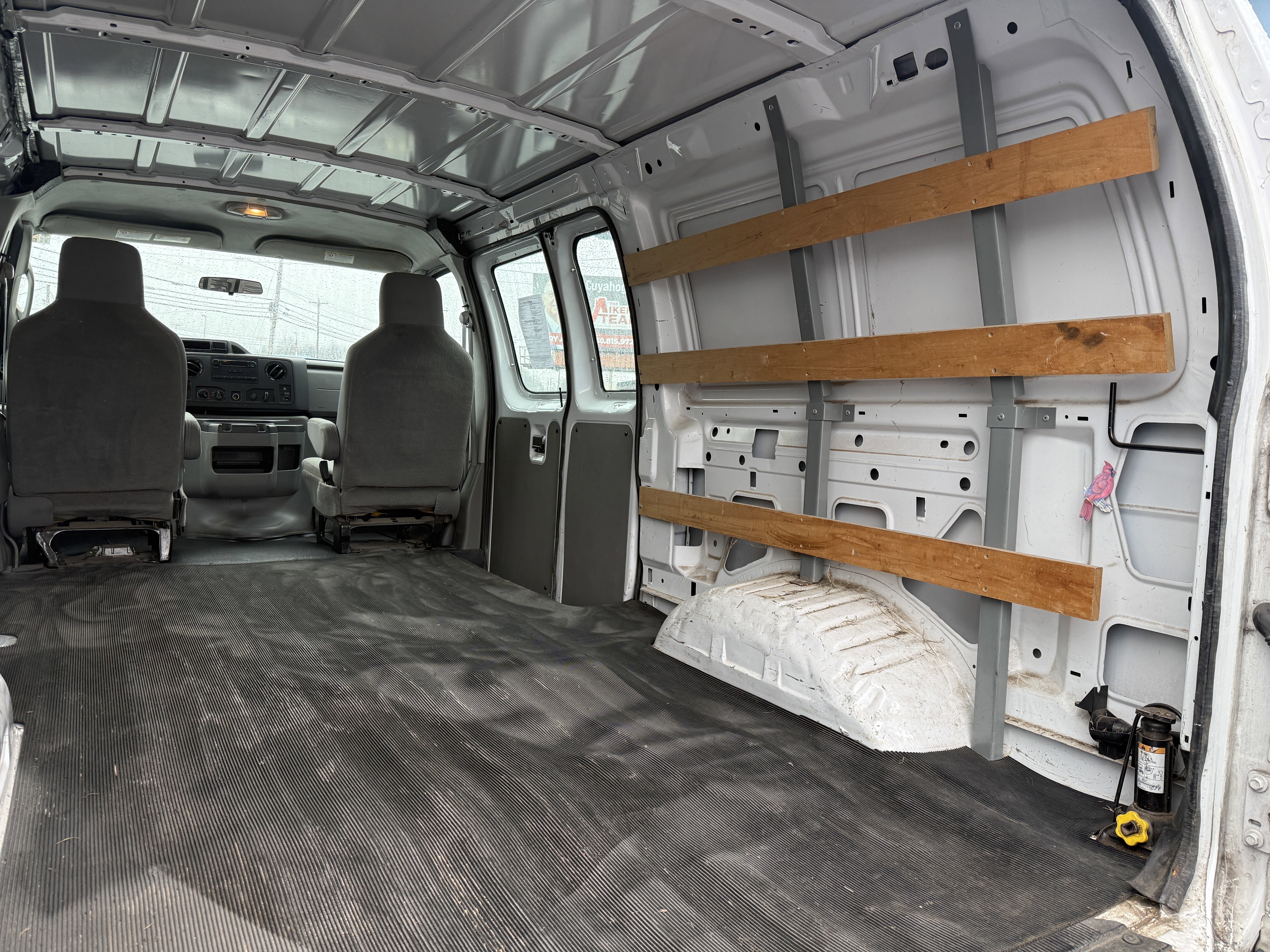 Used 2014 Ford E-250 and Econoline 250 w/ Power Group image 27