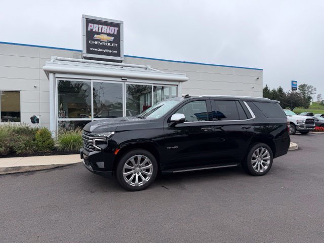 Used 2021 Chevrolet Tahoe Premier w/ Premium Package AWD/4WD image 2