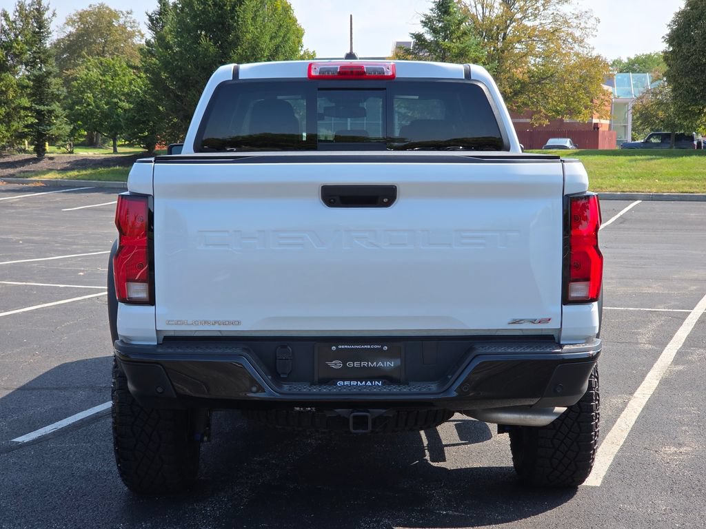 Used 2025 Chevrolet Colorado ZR2 w/ Technology Package AWD/4WD image 29