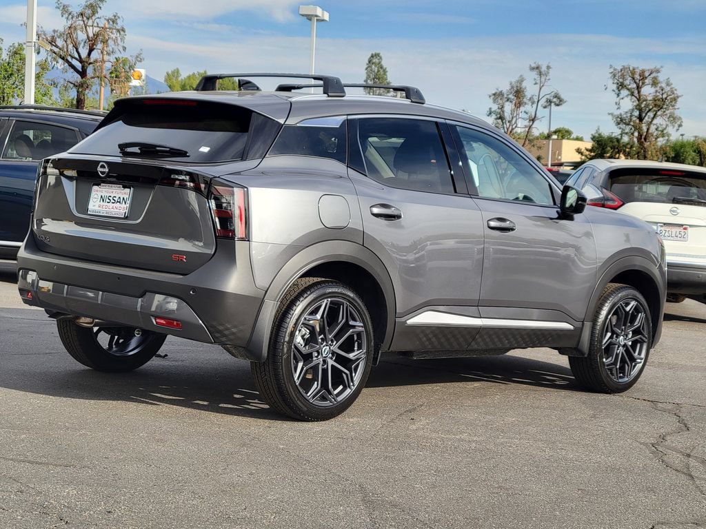 New 2026 Nissan Kicks SR w/ SR Premium Package FWD image 2