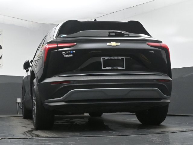 Used 2024 Chevrolet Blazer EV LT AWD/4WD image 58