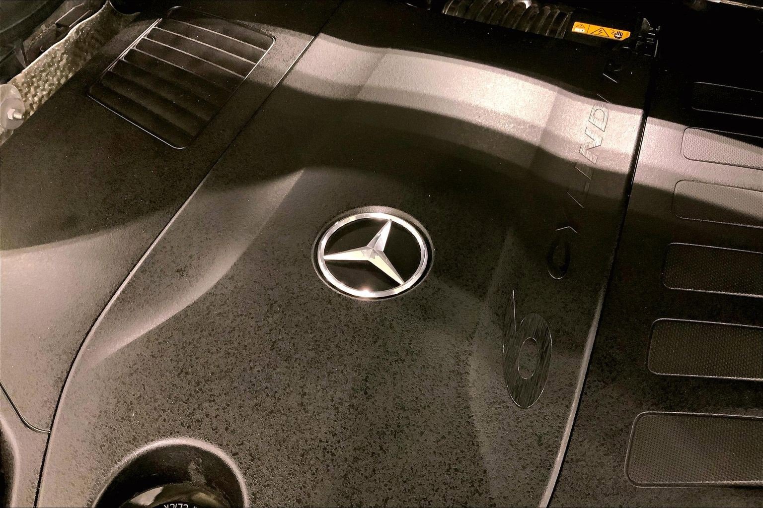 Used 2024 Mercedes-Benz GLS 450 4MATIC image 31