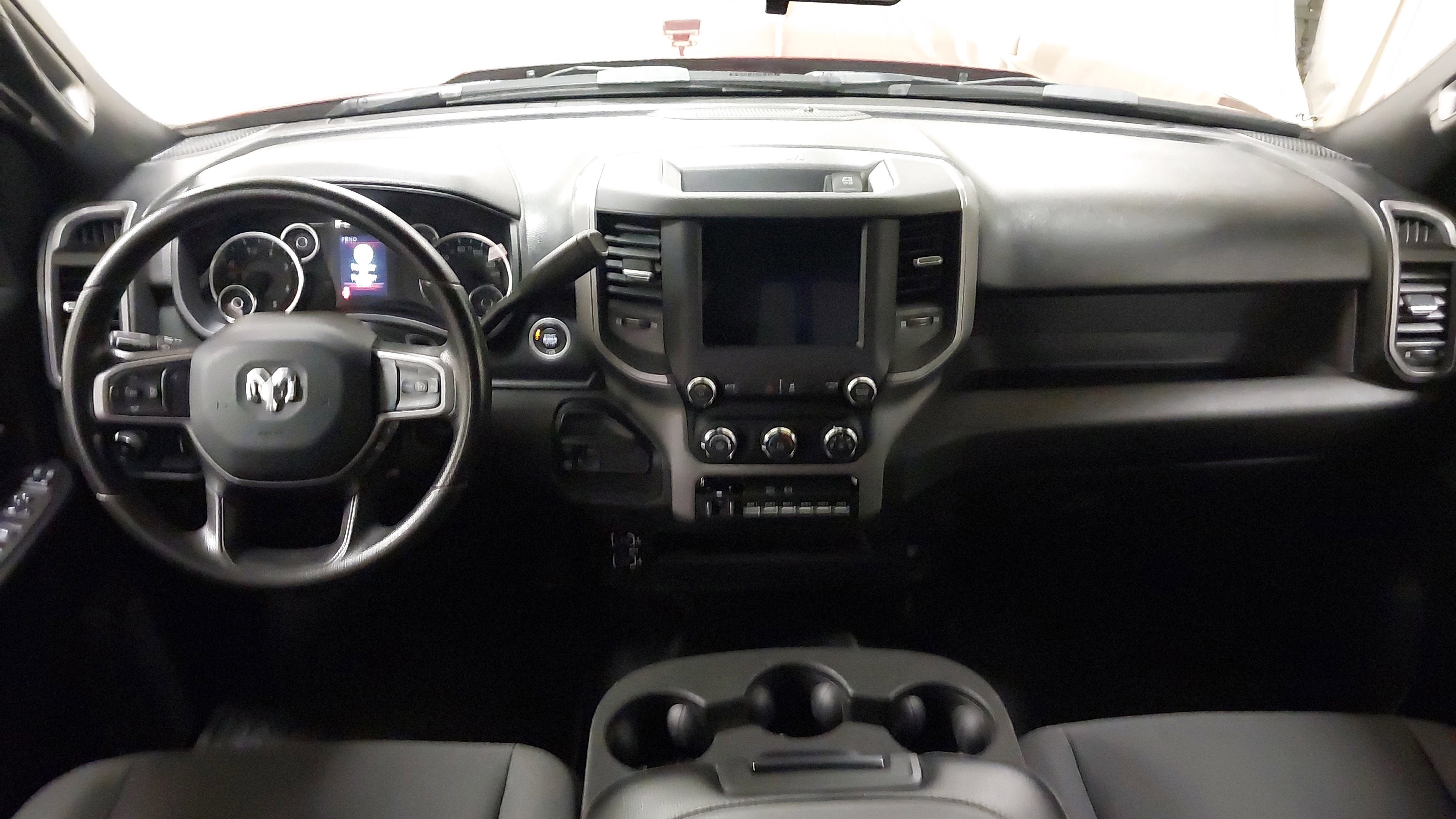Used 2024 RAM 3500 Tradesman w/ Chrome Appearance Group AWD/4WD image 26