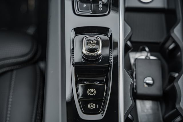 New 2026 Volvo XC60 B5 Ultra w/ Protection Package Premier image 27