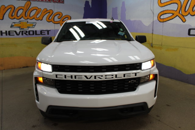 Used 2021 Chevrolet Silverado 1500 Custom w/ LPO, Dark Essentials Package AWD/4WD image 3