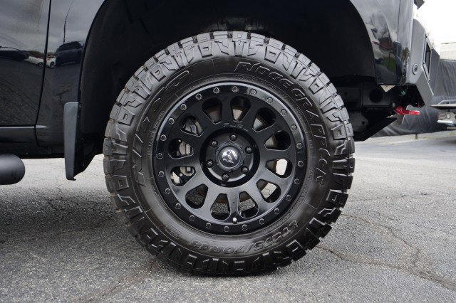 Used 2021 Chevrolet Silverado 1500 RST w/ Redline Edition image 9