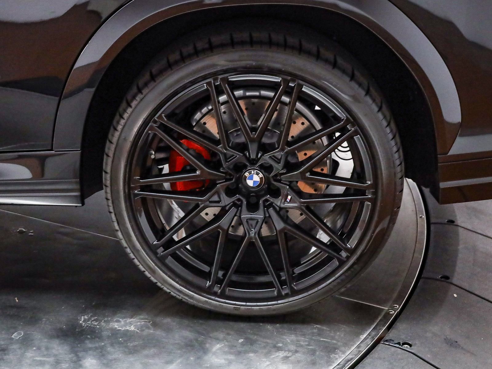 Certified 2025 BMW X6 M Competition w/ Executive Package AWD/4WD image 8
