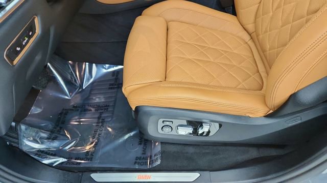 Used 2026 BMW X7 xDrive40i image 38