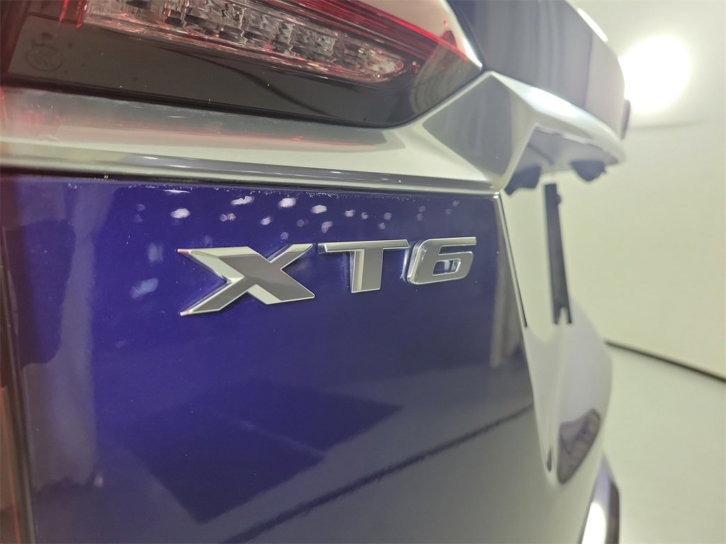 Certified 2023 Cadillac XT6 Premium Luxury w/ Technology Package image 6