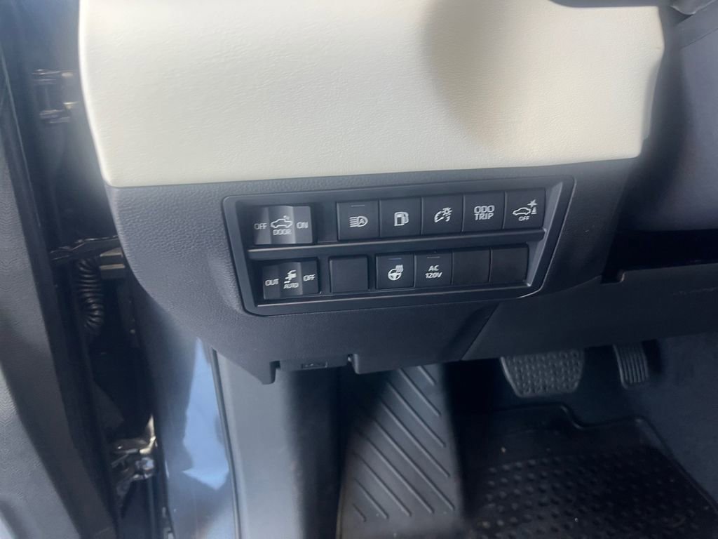 New 2025 Toyota Tundra Capstone AWD/4WD image 17