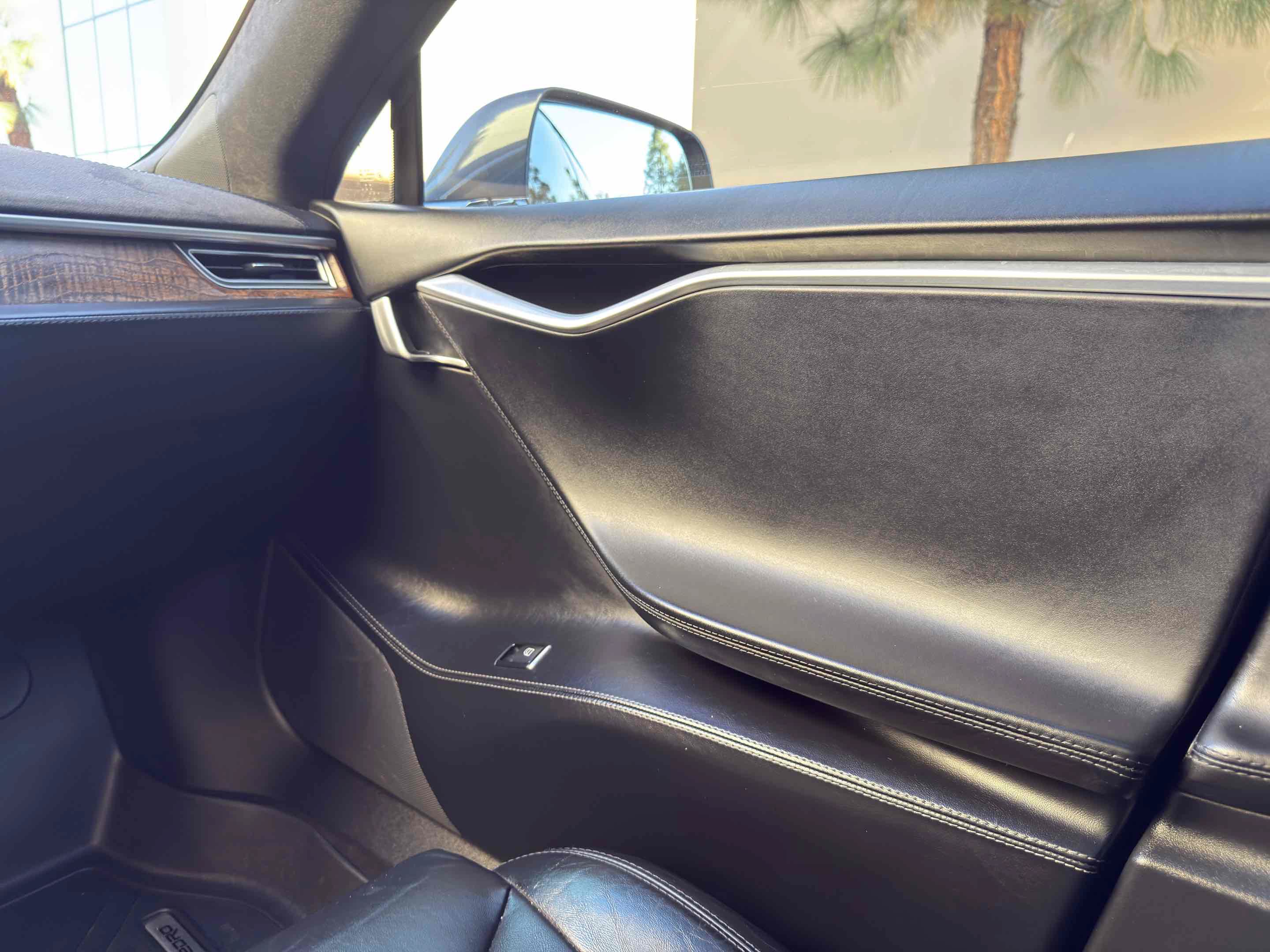 Used 2017 Tesla Model S 75 RWD image 28