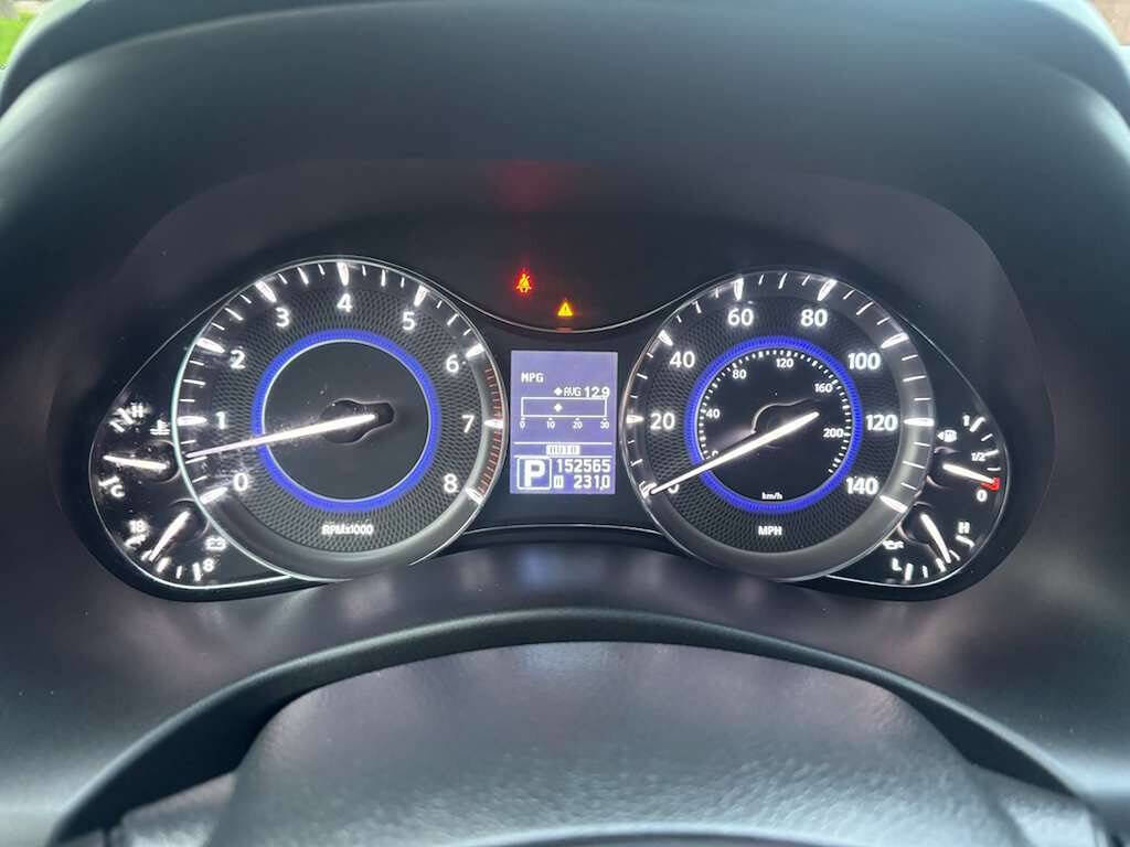 Used 2011 INFINITI QX56 4WD w/ Deluxe Touring Pkg image 25