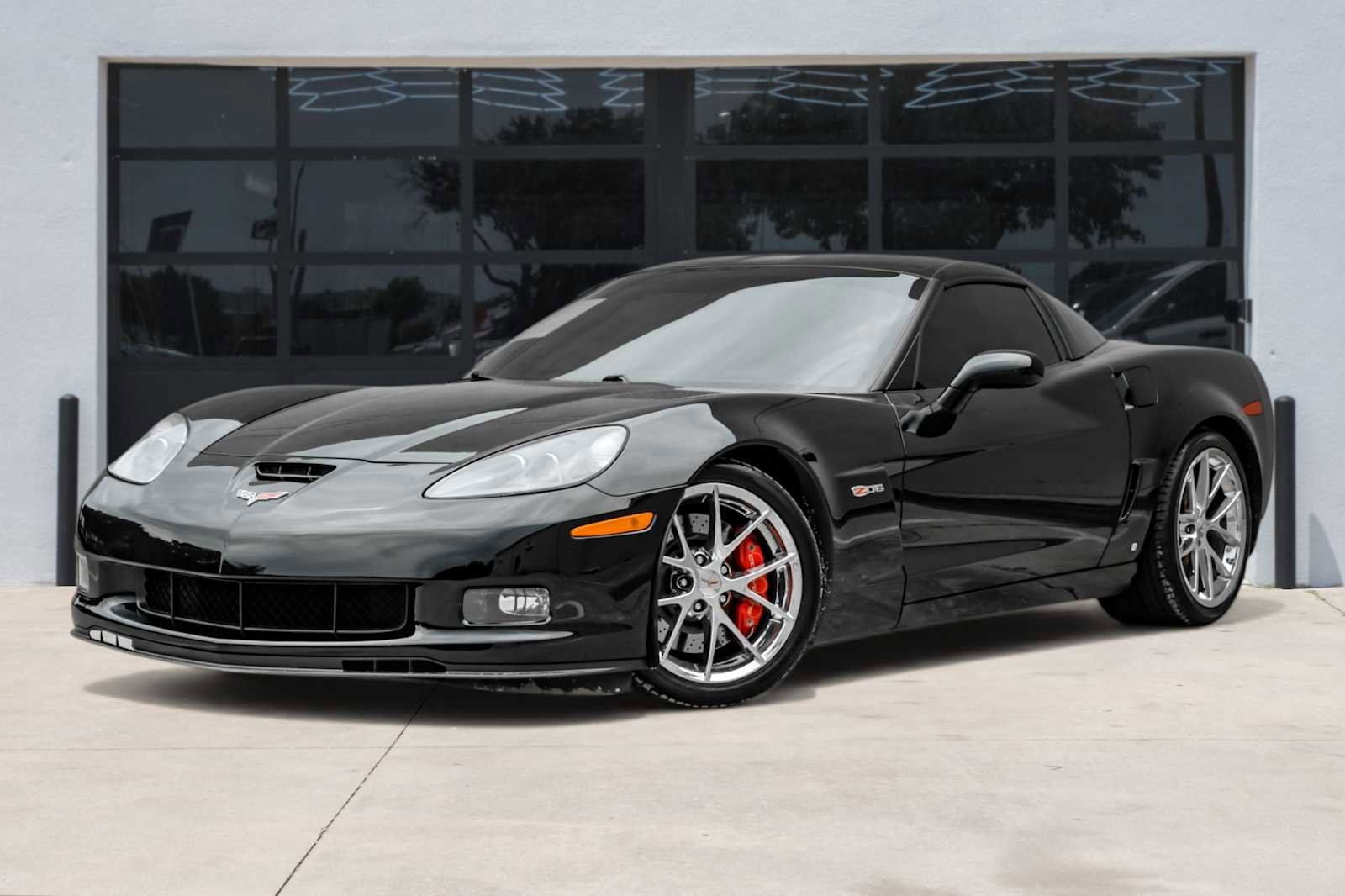 Used 2009 Chevrolet Corvette Z06 w/ Preferred Equipment Group image 1