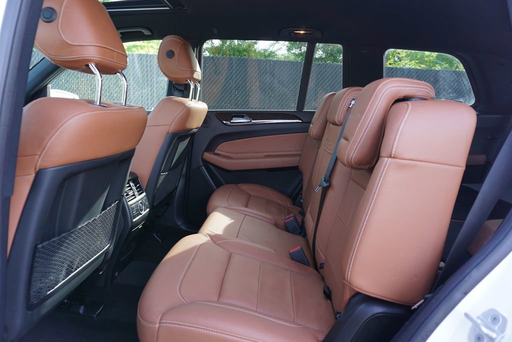 Used 2017 Mercedes-Benz GLS 450 4MATIC image 13